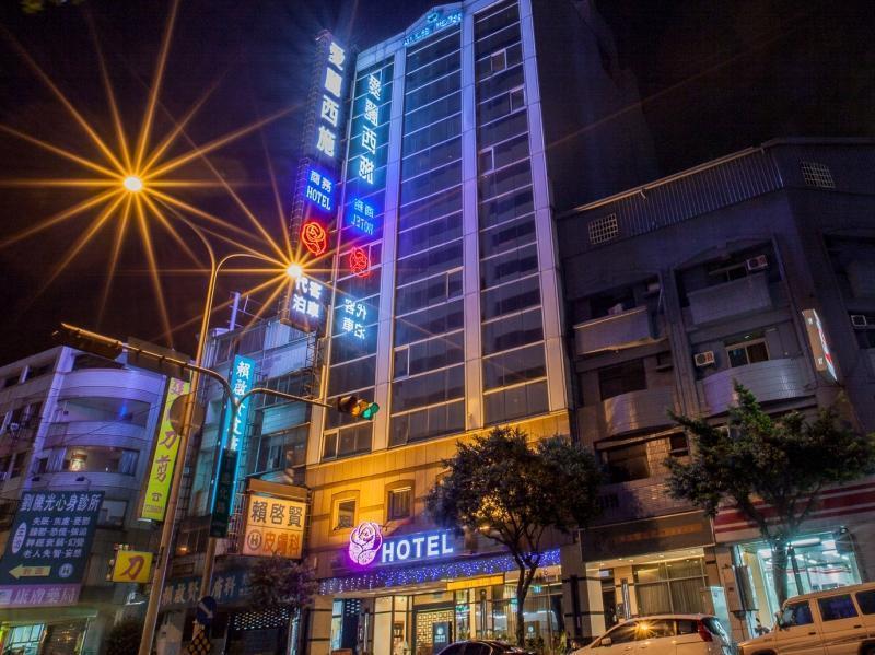 Mila Hotel تايتشونغ المظهر الخارجي الصورة