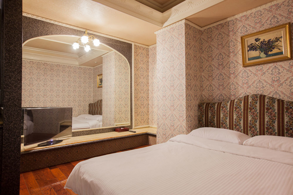 Mila Hotel تايتشونغ المظهر الخارجي الصورة