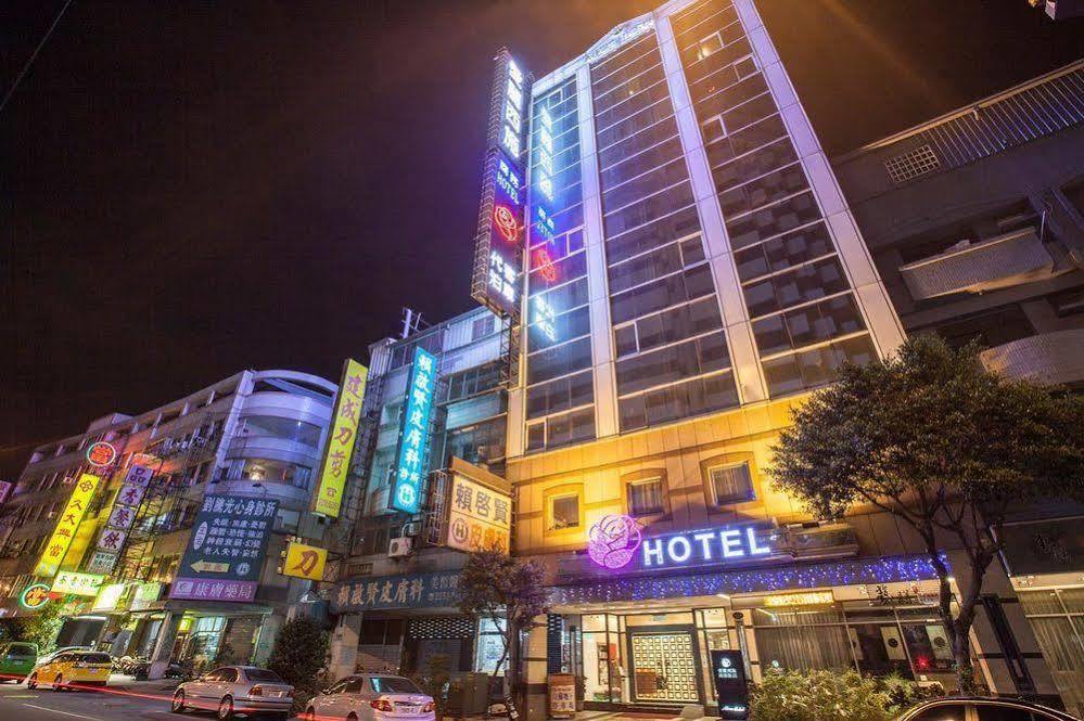 Mila Hotel تايتشونغ المظهر الخارجي الصورة
